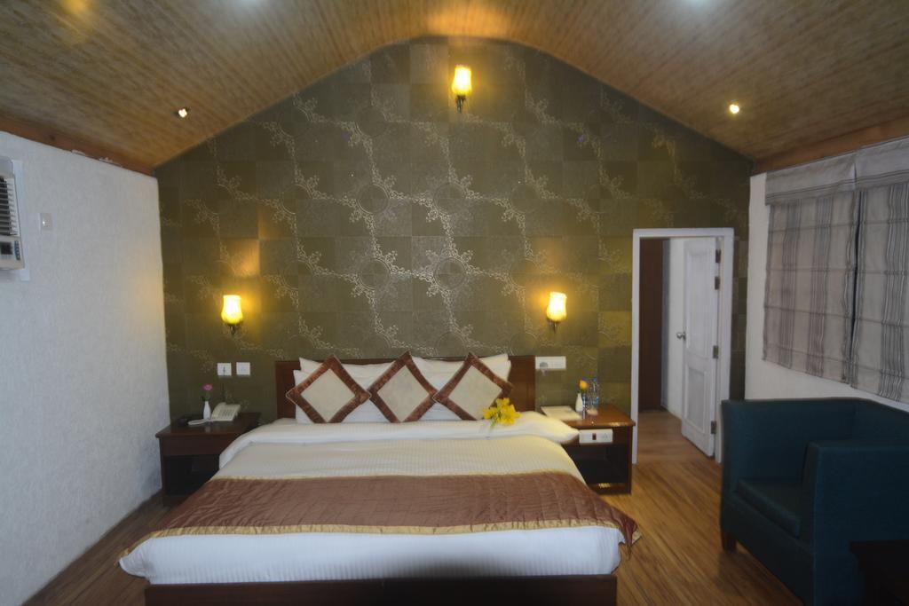 The Exotica Hotel Dharamshala Room photo